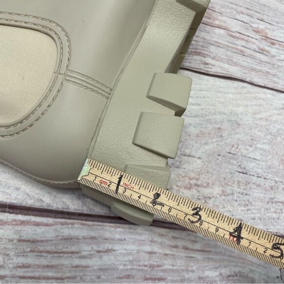 Jeffrey Campbell Chelsea Rain Boots Lug Sole Ivory NEW Size 10 - Picture 2 of 11